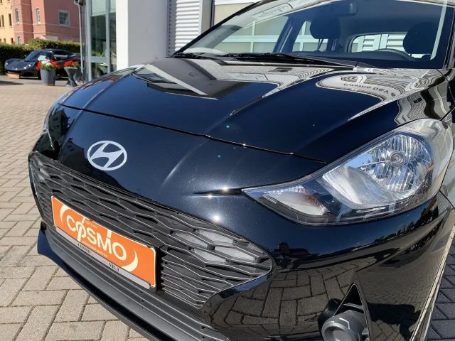 Hyundai i10 1.0T-GDI Virtual+Winterpaket+Kamera+CarPlay