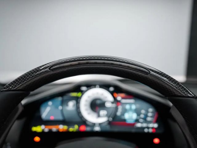 Ferrari 296 GTS RACING SEATS/LIFT/CARBON/SCUDERIA