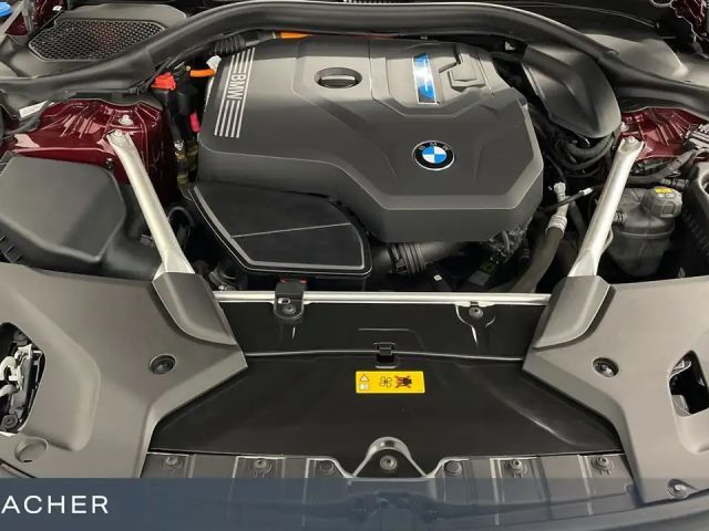 BMW 530 530e M-Sport Sedan