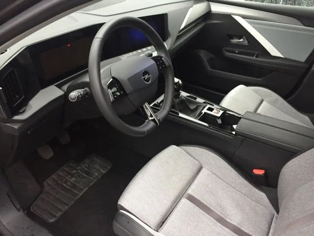 Opel Astra 1.2 Turbo Elegance Turbo