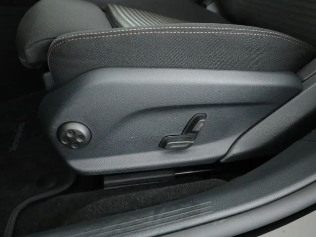 Mercedes-Benz E 220 AVANTGARDE E 220 d Estate