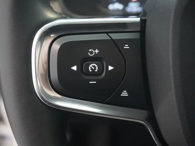 Volvo XC40 Recharge T4