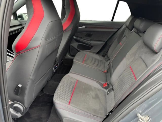 Volkswagen Golf 2.0 TSI Golf VIII IQ.Drive