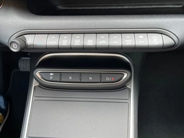 Jeep Avenger Full-Electric Summit