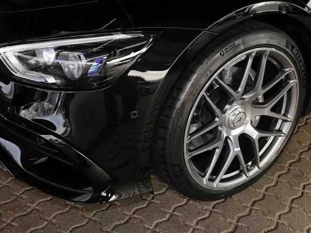 Mercedes-Benz AMG GT 4MATIC AMG Line Coupé
