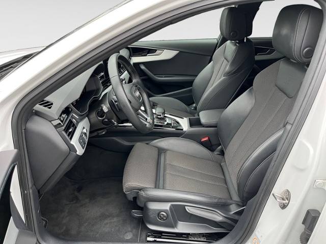 Audi A4 40 TDI Avant S-Tronic