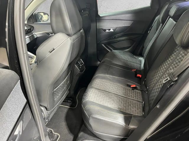 Peugeot 3008 EAT8 Hybrid