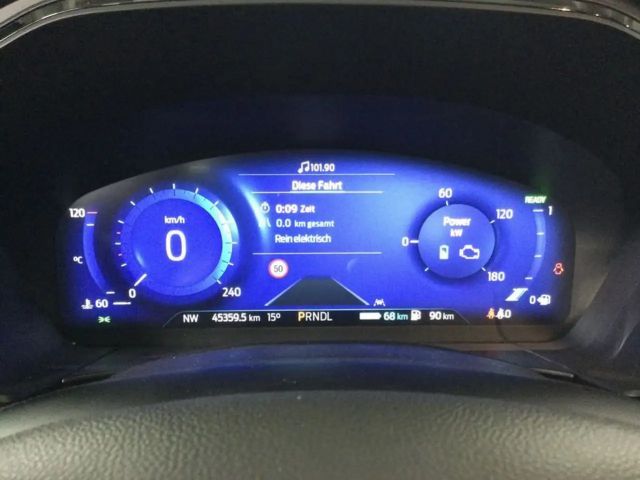 Ford Kuga Plug in Hybrid ST Line