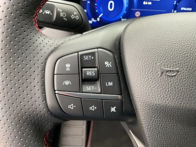 Ford Focus EcoBoost ST Line