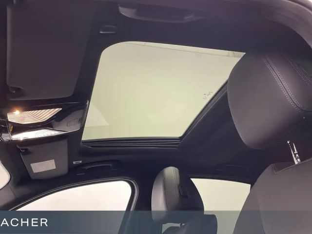 BMW 330 330e M-Sport Sedan xDrive