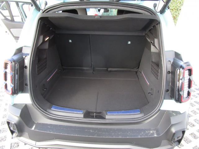 Renault 4 Comfort E-Tech Iconic