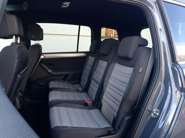 Volkswagen Touran DSG Highline R-Line