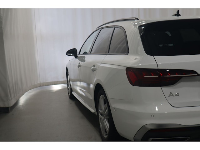 Audi A4 40 TDI Avant S-Line S-Tronic