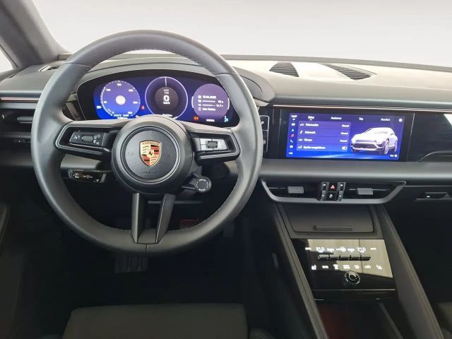Porsche Macan 4
