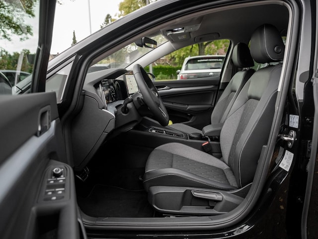 Volkswagen Golf 1.5 eTSI Golf VIII