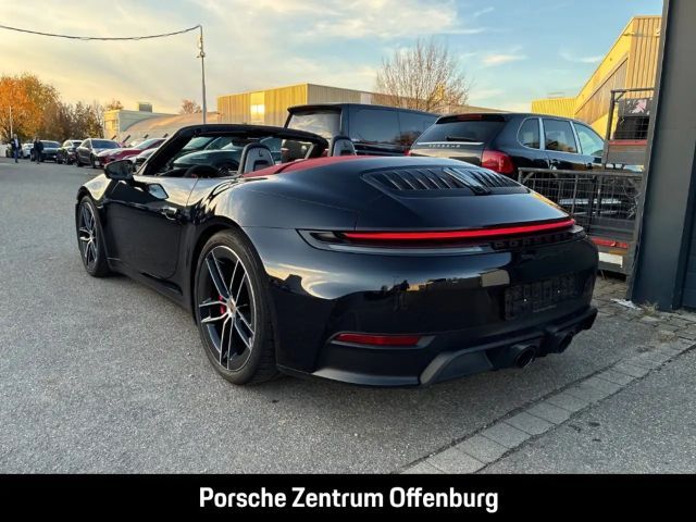 Porsche 992 Cabrio Carrera GTS