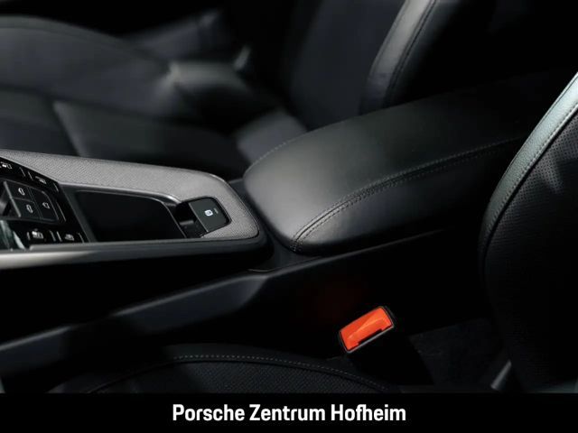 Porsche 992 Cabrio Carrera