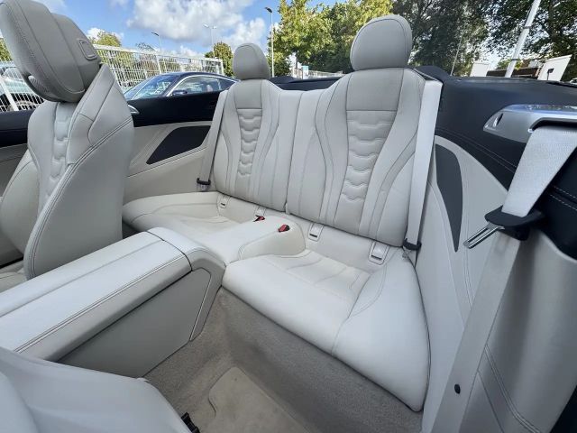 BMW 840 840d Cabrio M-Sport xDrive