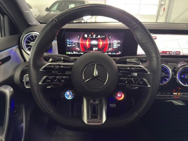 Mercedes-Benz A 35 AMG 4MATIC AMG Line