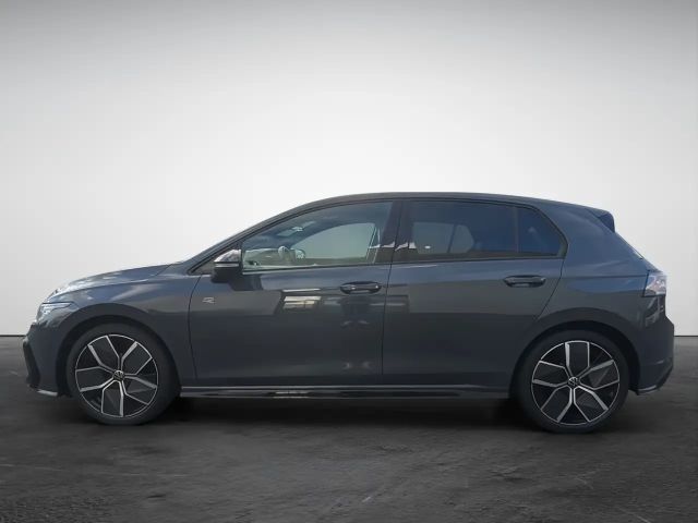 Volkswagen Golf 1.5 eTSI DSG R-Line