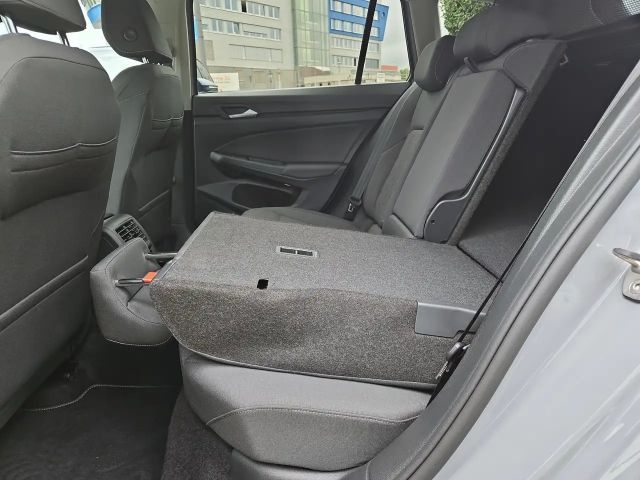 Volkswagen Golf 1.5 eTSI Life Variant