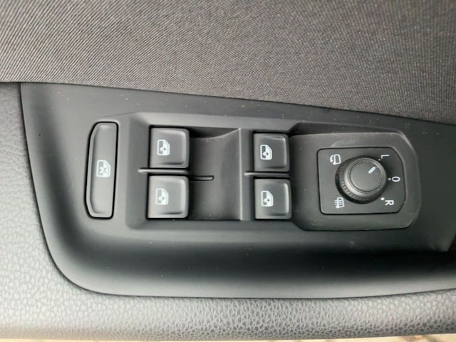 Volkswagen Passat 2.0 TDI Business DSG Variant