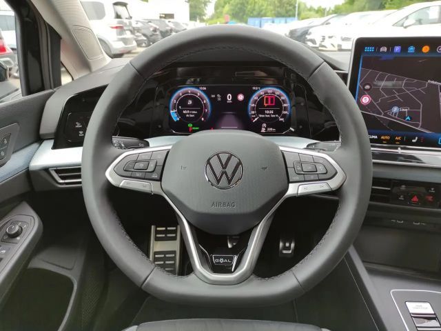 Volkswagen Golf 1.5 eTSI DSG