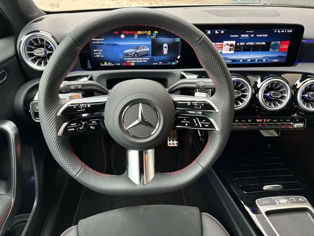 Mercedes-Benz A 180 AMG Line Hatchback