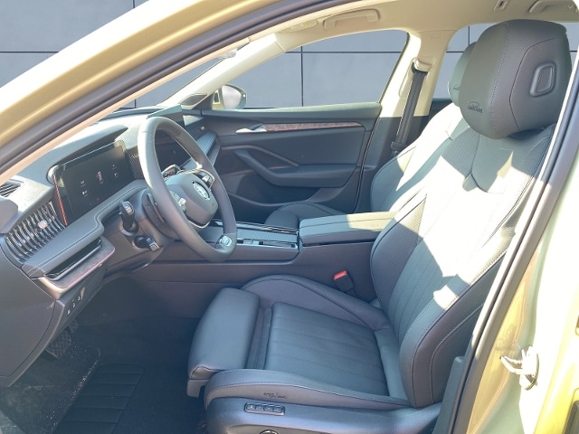 Skoda Superb 2.0 TDI Combi Laurin & Klement