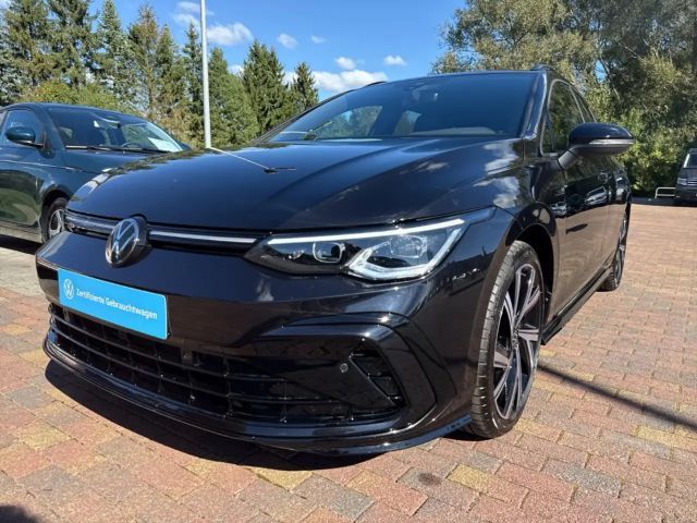 Volkswagen Golf 1.5 eTSI DSG R-Line Variant