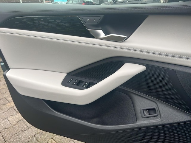 Volkswagen Passat 1.5 TSI Business DSG Variant