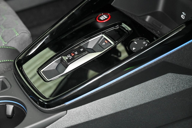 Audi RS3 Quattro S-Tronic Sedan