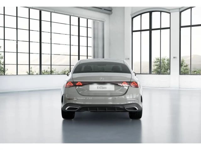 Mercedes-Benz E 220 AMG Line E 220 d Sedan