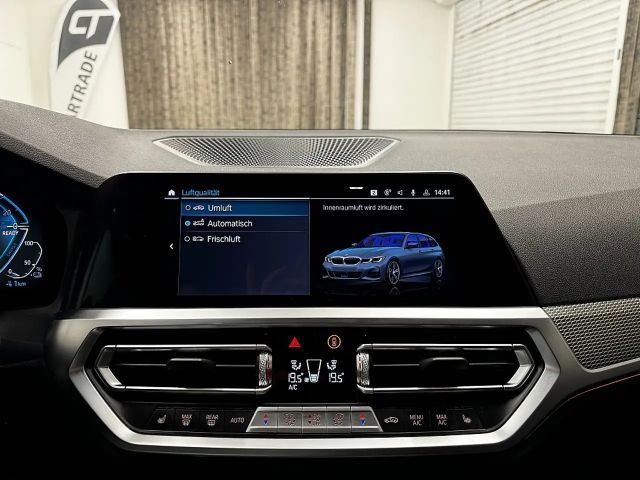 BMW 330 330e M-Sport Touring xDrive