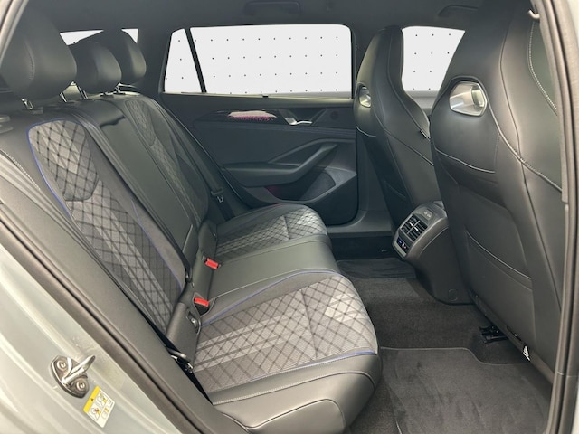 Volkswagen Passat 2.0 TDI IQ.Drive R-Line