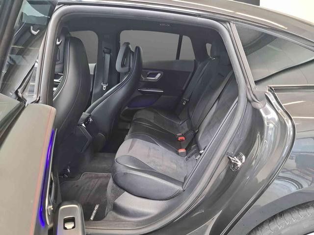 Mercedes-Benz EQE 350 Sedan