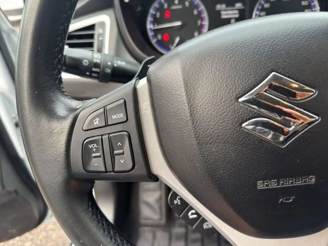 Suzuki SX4 S-Cross Hybrid Shine