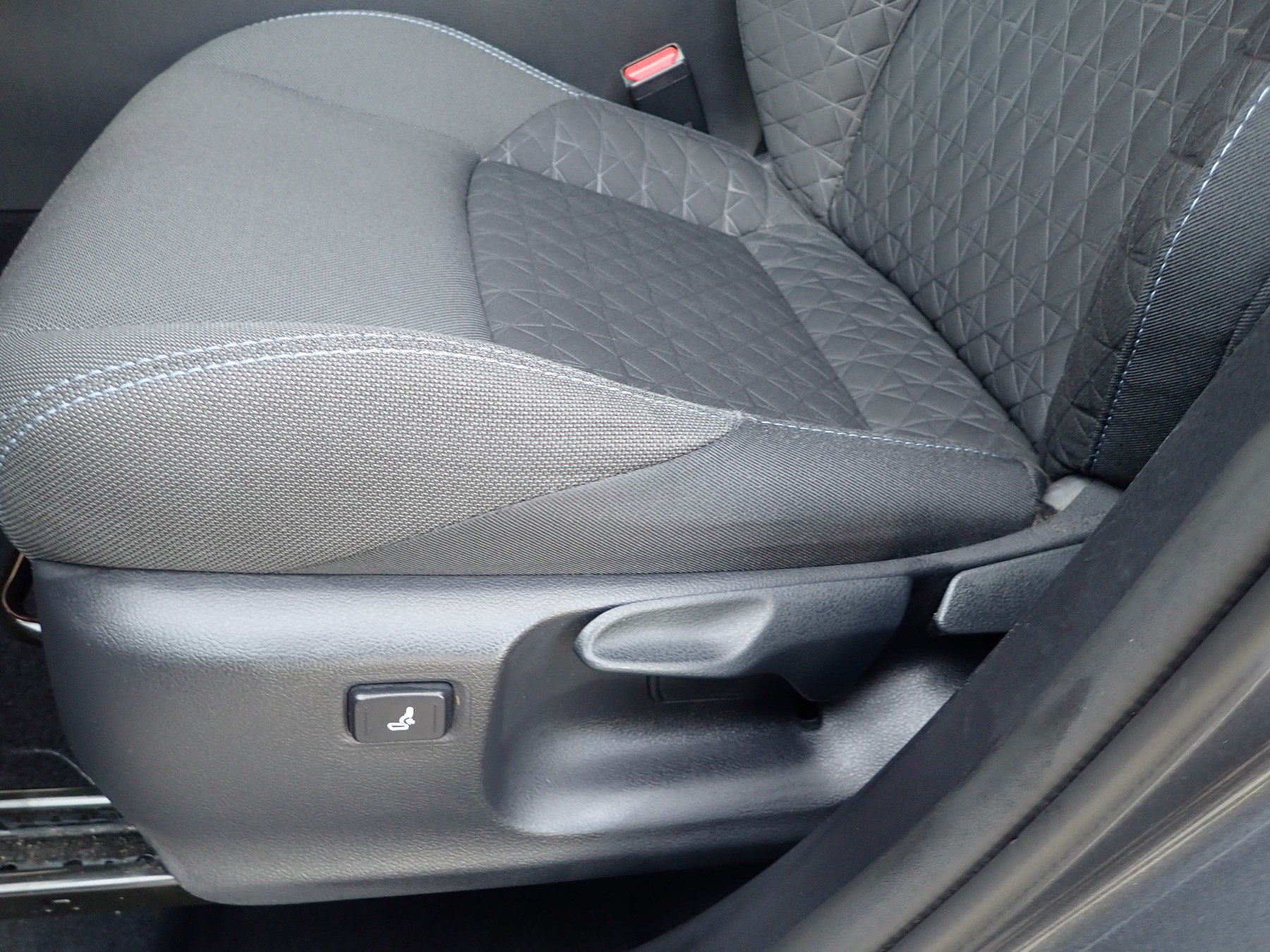 Toyota C-HR 5-deurs Plus