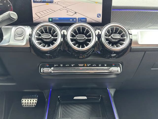 Mercedes-Benz GLB 200 AMG Line