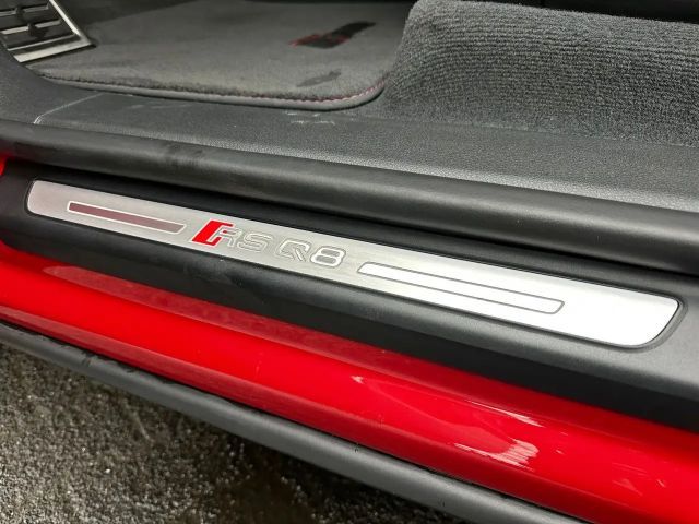 Audi RS Q8 Performance