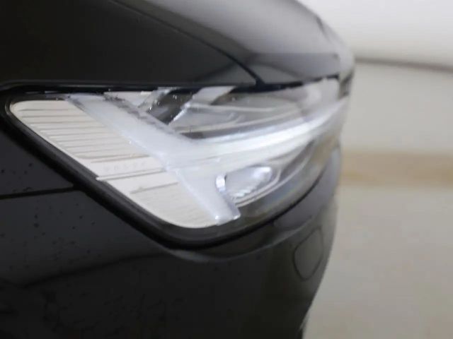 Volvo V60 AWD Dark Plus T6