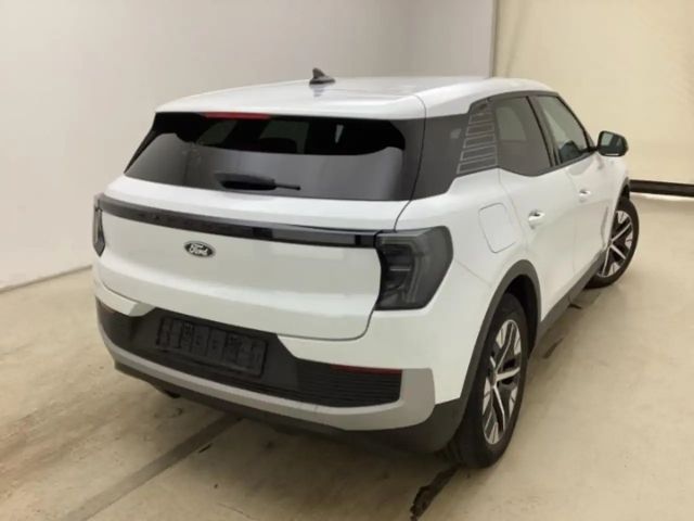 Ford Explorer RWD