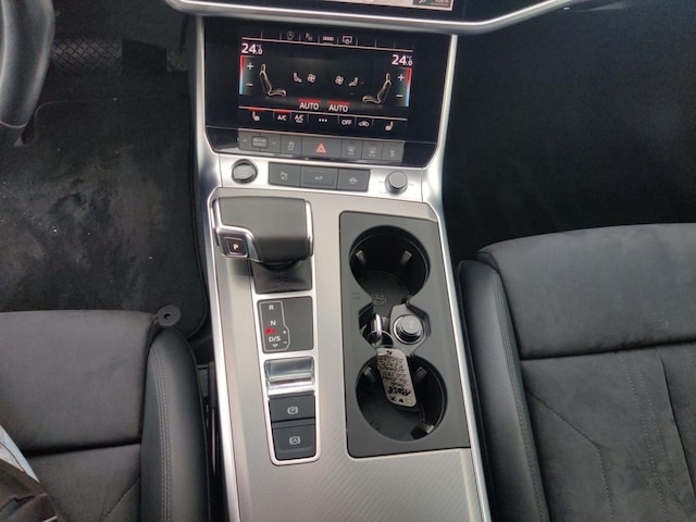 Audi A6 45 TFSI Avant Quattro S-Tronic Sport