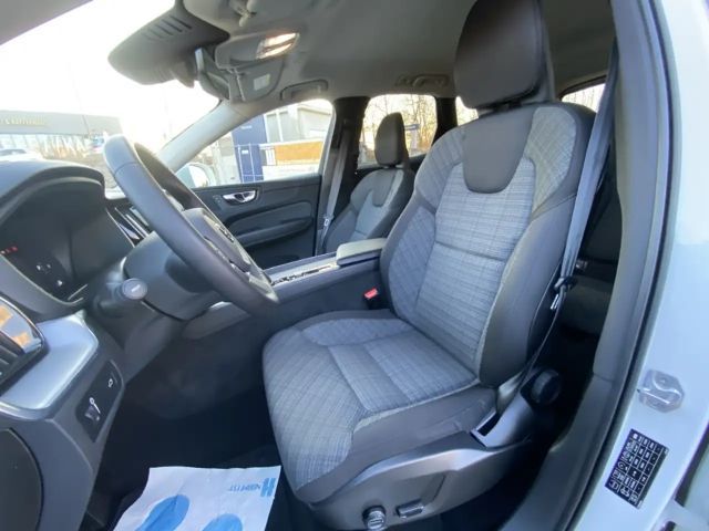 Volvo XC60 AWD Momentum