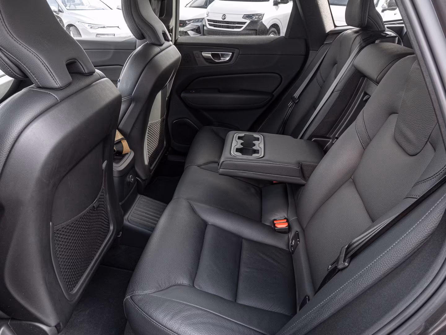 Volvo XC60 AWD Dark Plus T8