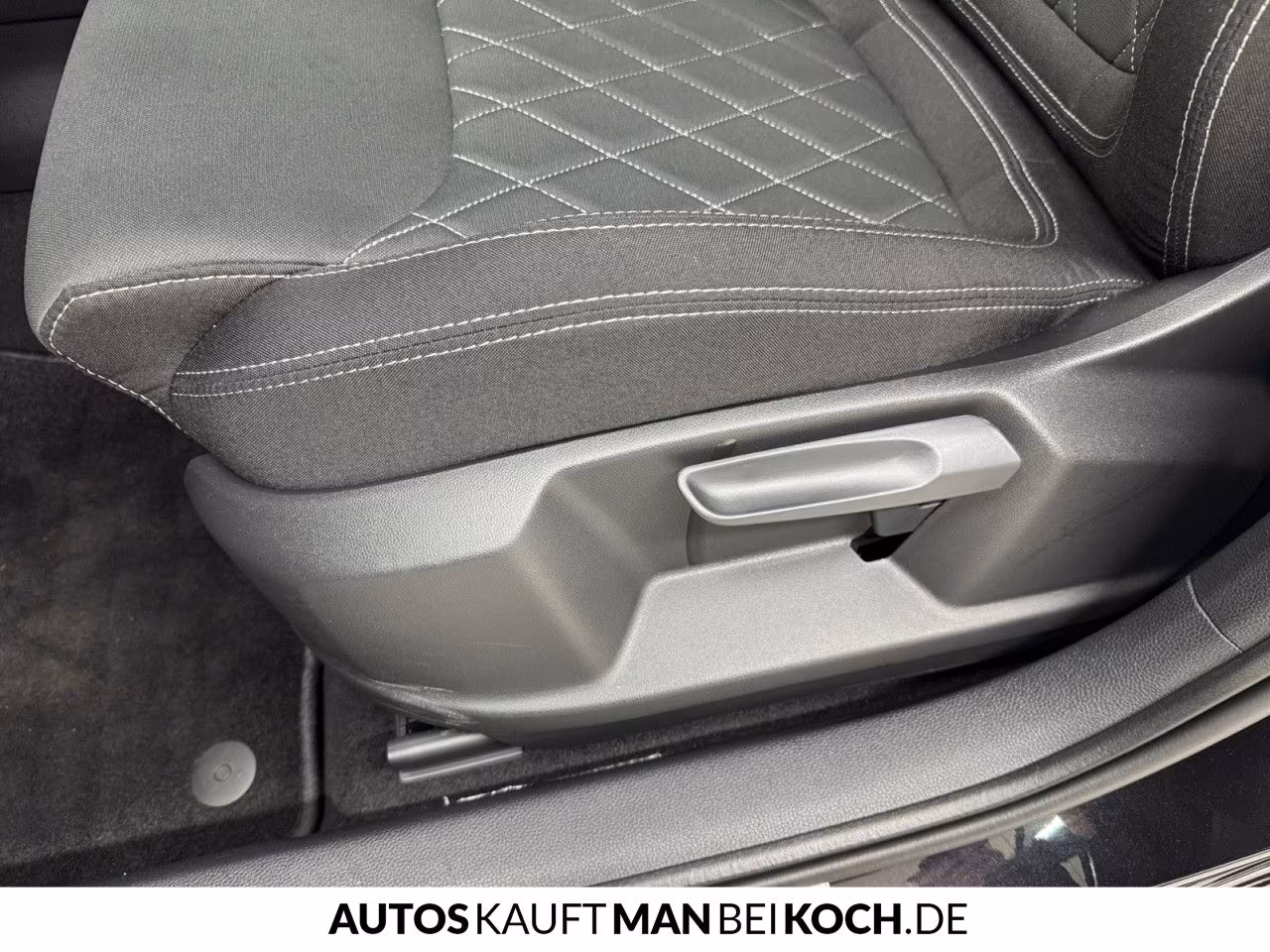 Skoda Karoq 1.5 TSI Sportline