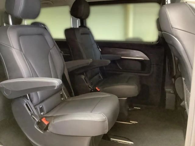 Mercedes-Benz EQV 300 AVANTGARDE