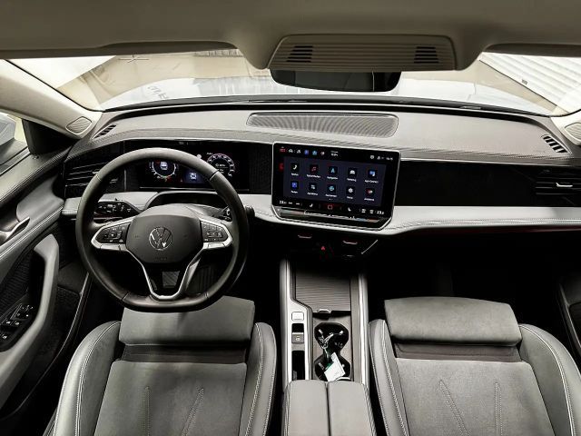 Volkswagen Passat ACT Business DSG Variant