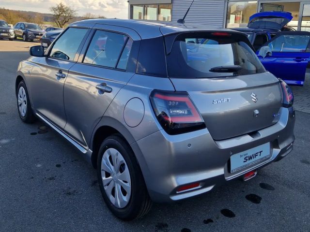Suzuki Swift Club Hybrid