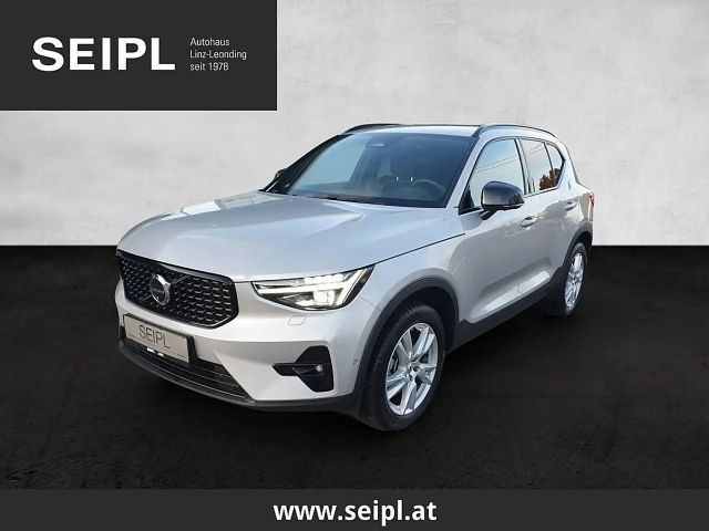 Volvo XC40 Dark Plus